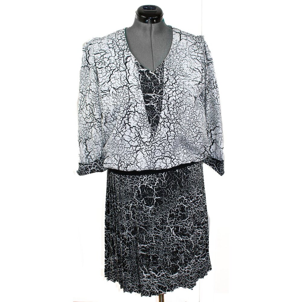 VINTAGE JOHN ROBERTS Sz 8 Black White Drop Waist Dress Maxi Party Pleated 80s